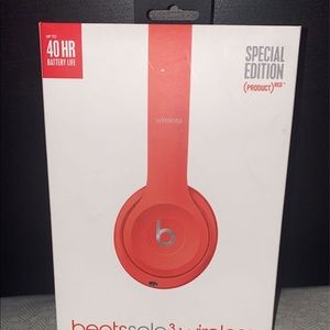 Beats Solo3 wireless worn once